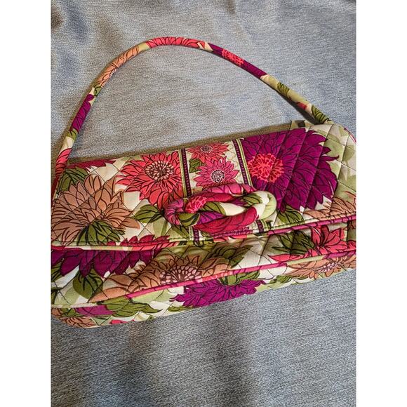 Bag Vera Bradley Knot Just A Clutch Hello Dahlia Pocket Book Handle Handbag - Picture 2 of 7